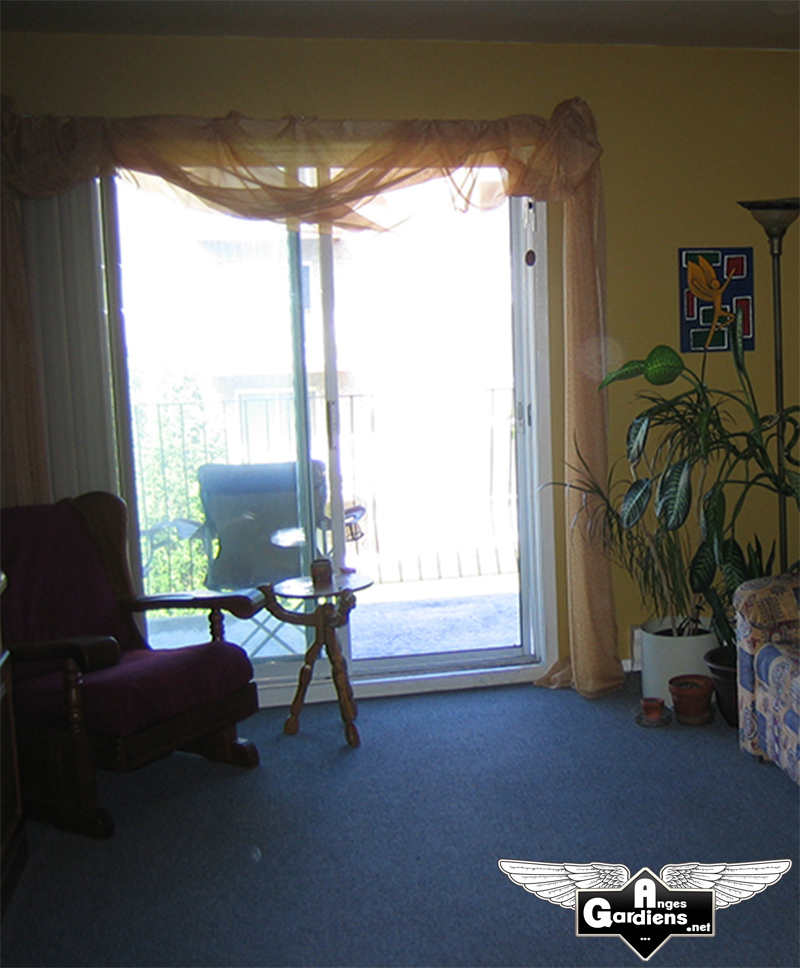 apparition-de-orbes-salon-gros-plan-1
