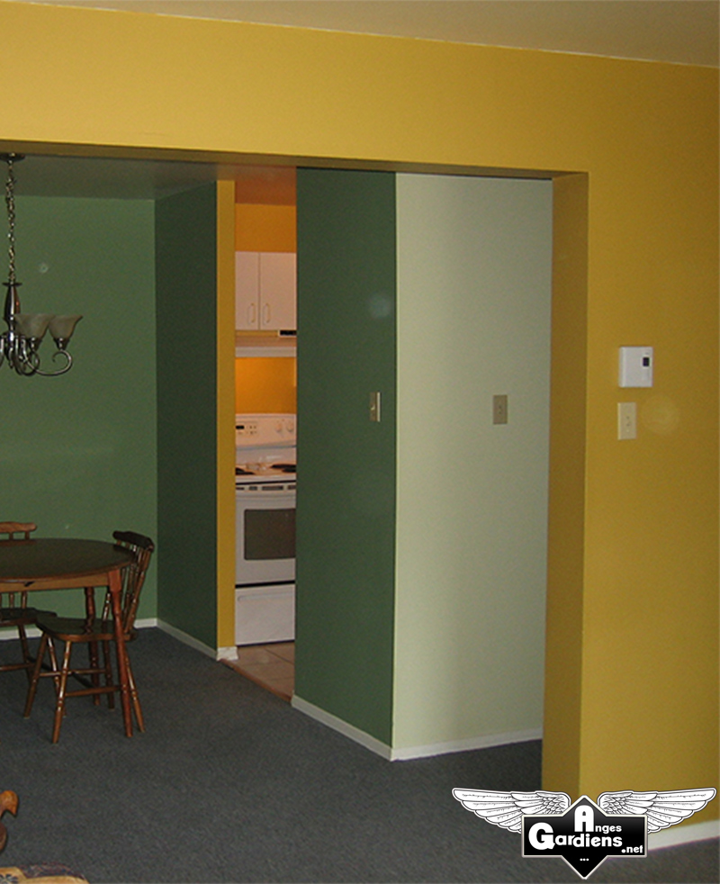 apparition-de-orbes-salon-salle-a-manger-gros-plan-2